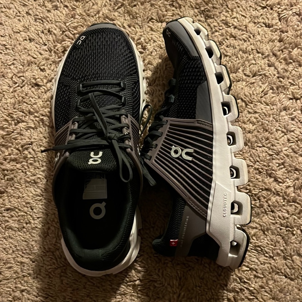 Women’s On Cloud Sneakers